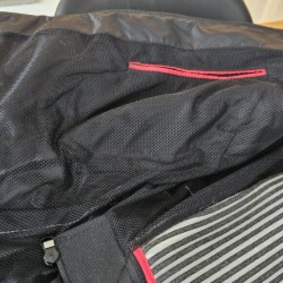 BMW Motorrad  GS Dry Jacket & Pants Size: 36 w/ Pads - RARE engineering Germany - Picture 7 of 8